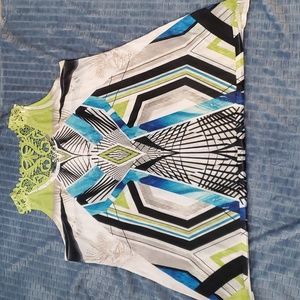 Beautiful Sleeveless Blouse by Avenue. Size 26/28.